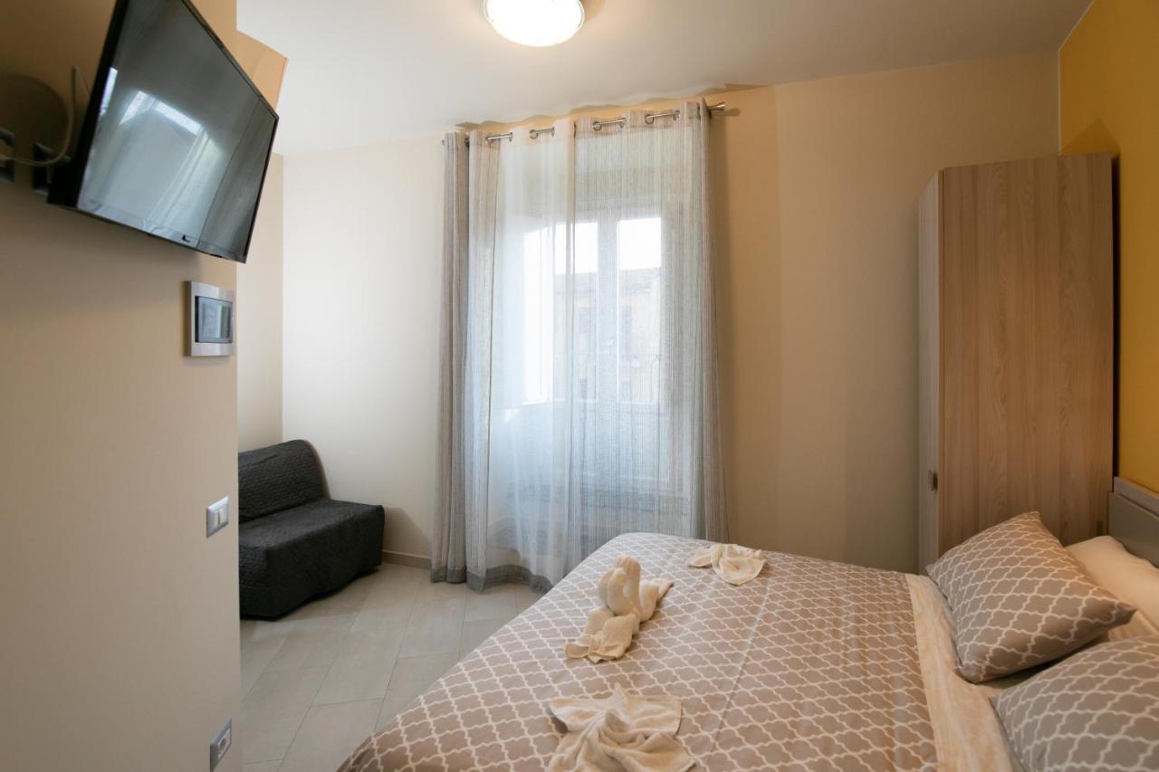 La Madonnina Hotel Nicosia Bagian luar foto