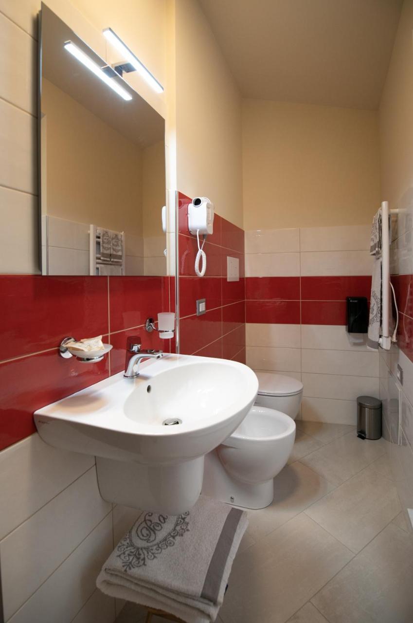 La Madonnina Hotel Nicosia Bagian luar foto